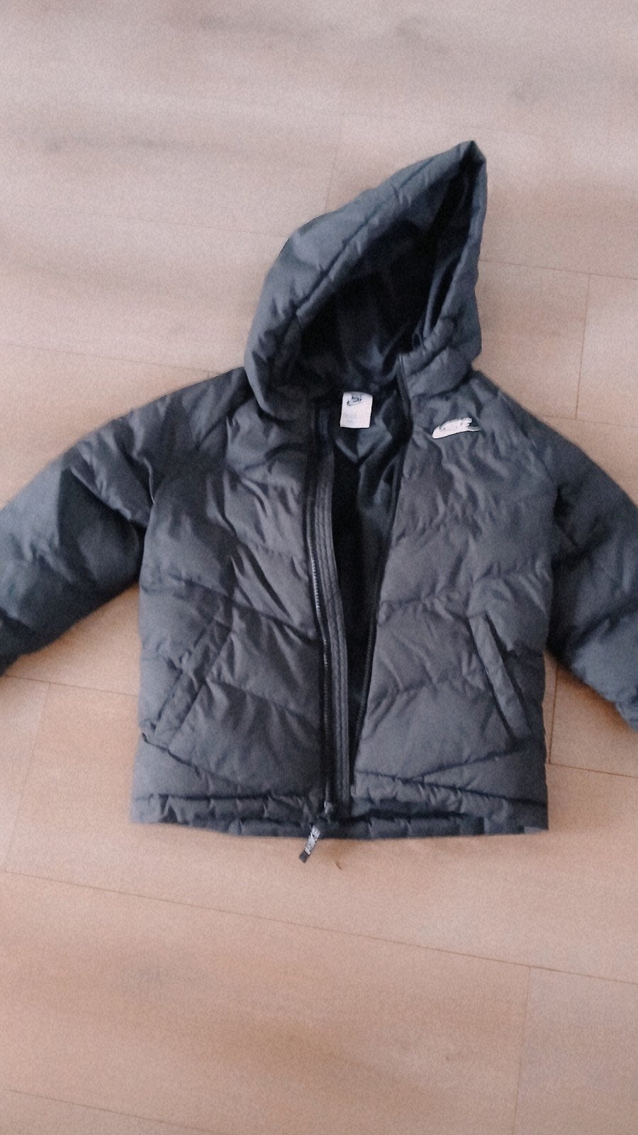 Nike Puffer Jas voor Kinderen zwart maat 128, Ophalen of Verzenden, Gebruikt, Nike, Jongen of Meisje