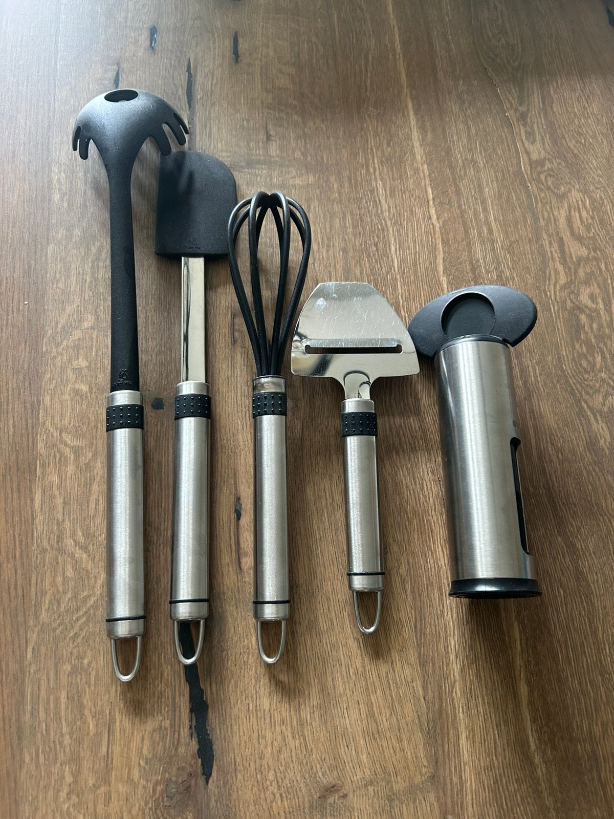 Brabantia keukenset zwart, Ophalen