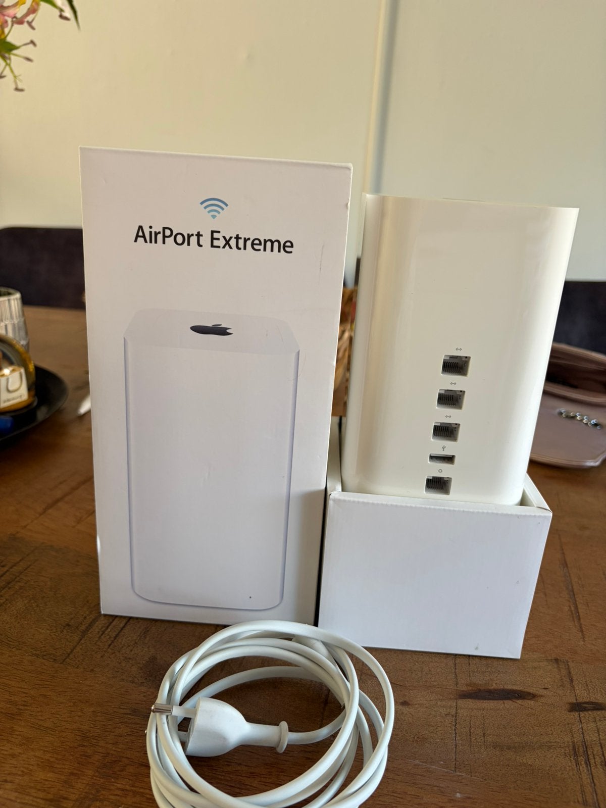 Apple AirPort Extreme A1521 (ME918Z/A) WiFi Router, Ophalen of Verzenden, Zo goed als nieuw, Router