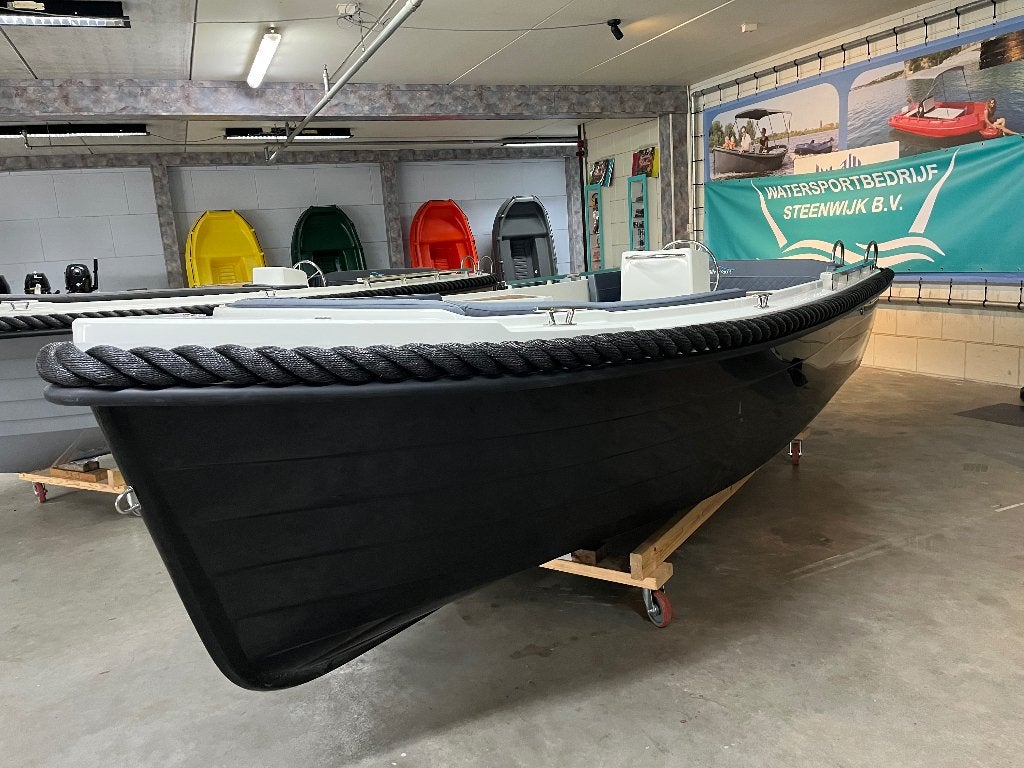 Mooie SilverYacht 495 en 525 NIEUW, Consoleboot, 35 cm, 10 pk, 2 m
