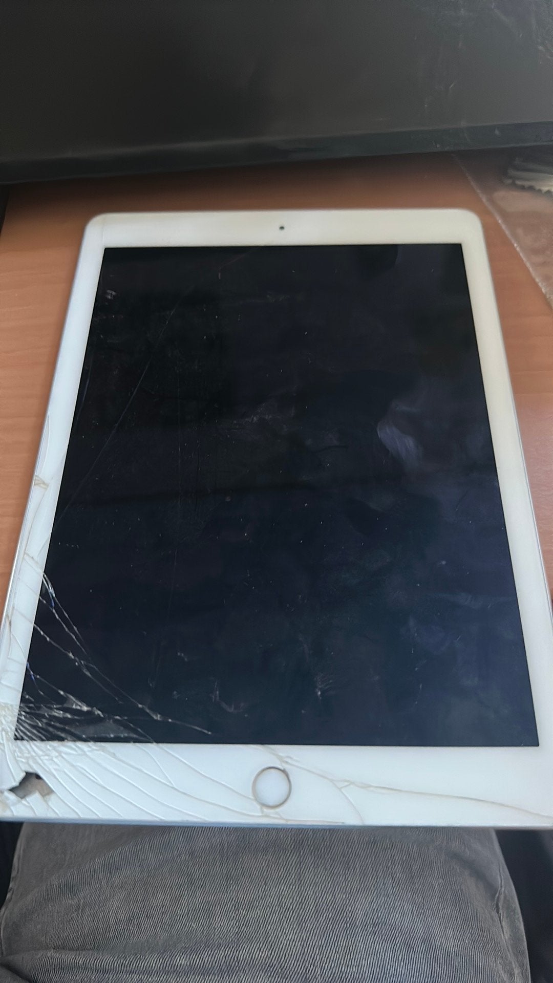 Ipad defect, Computers en Software, Apple iPads, 10 inch, Apple iPad, Ophalen of Verzenden, Zo goed als nieuw