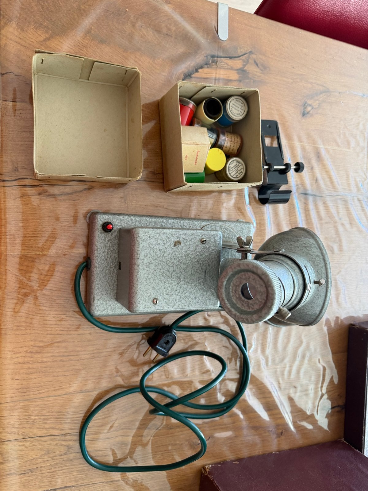 Oude filmprojector / diaprojector - uit erfenis, Ophalen, Gebruikt