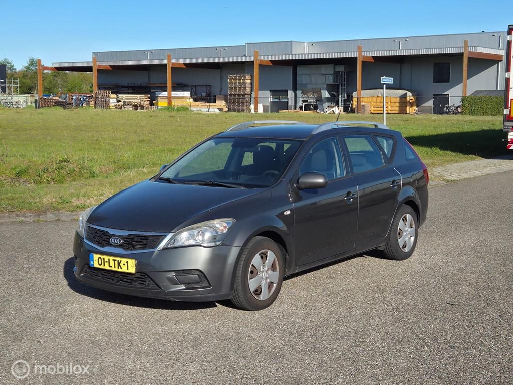 Kia cee'd Sporty Wagon 1.4 CVVT X-tra Airco / Cruise / NAP, Auto's, Gebruikt, 4 cilinders, 1396 cc, Origineel Nederlands