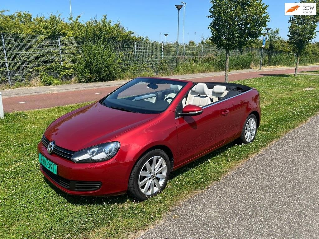 Volkswagen Golf Cabriolet 1.2 TSI BlueMotion, Voorwielaandrijving, Euro 5, Gebruikt, Beige