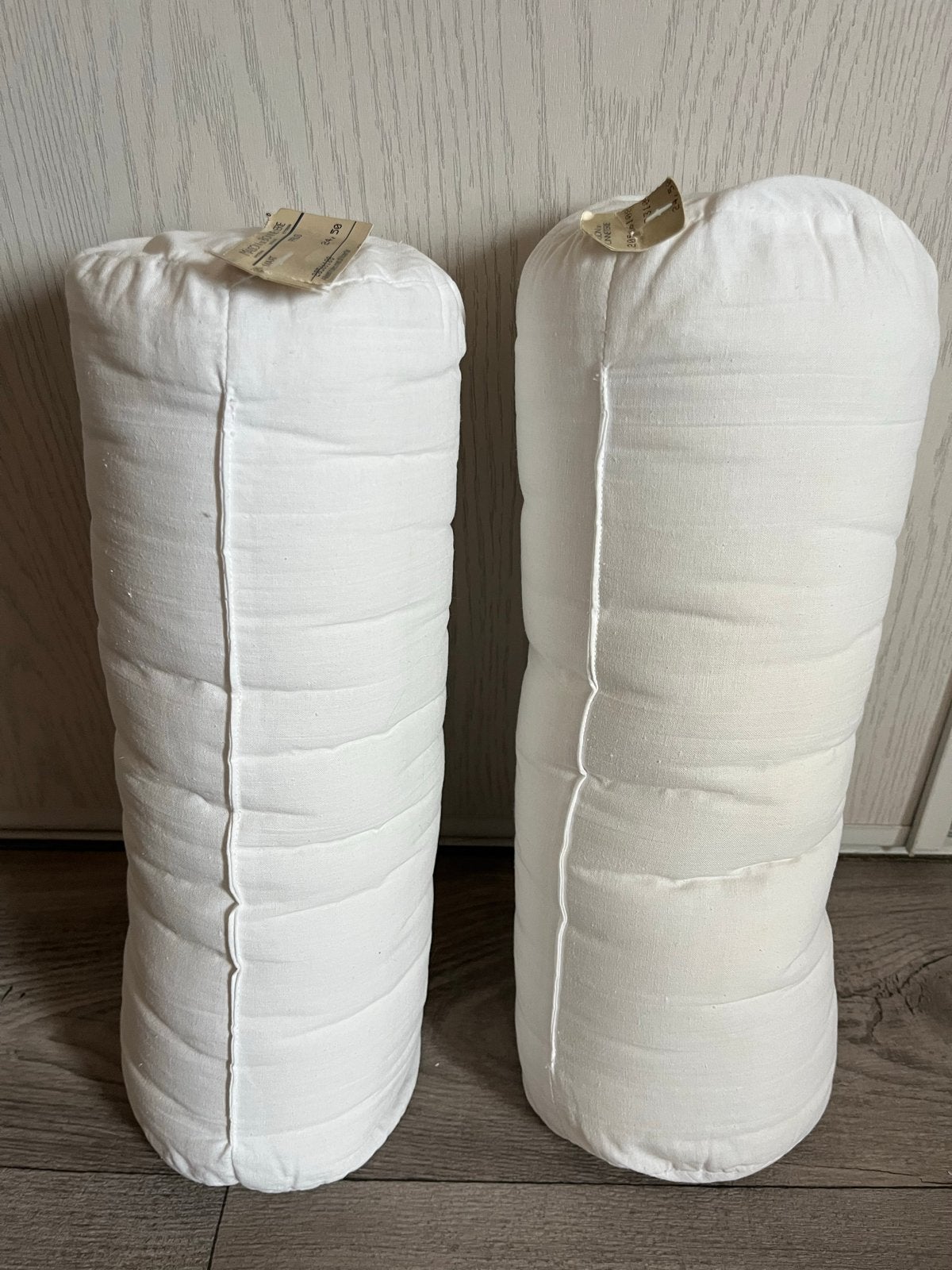 2 Nieuwe rolkussens 40x15 cm, Wit, Nieuw, Ophalen of Verzenden, Rolkussen