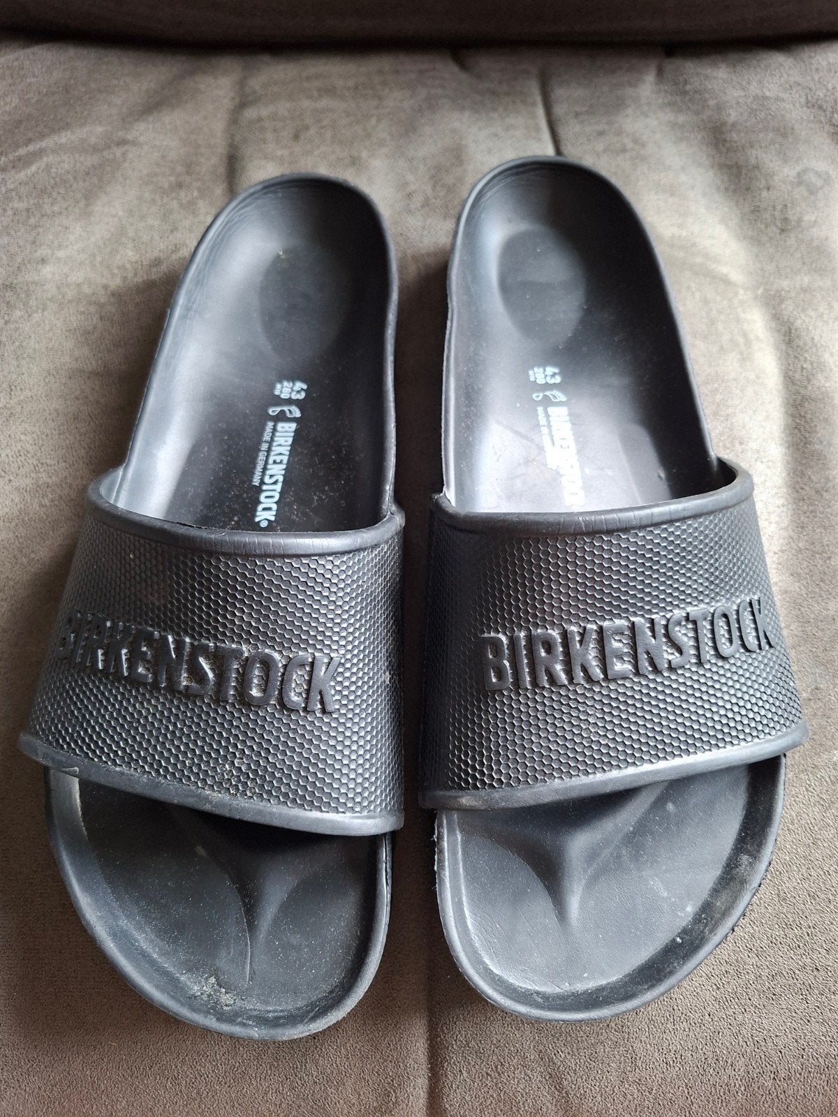 birkenstock slippers, Slippers, Zwart, Ophalen of Verzenden, Zo goed als nieuw