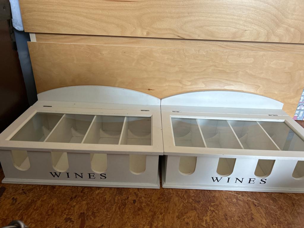 Wijnkist met glazen deksel - 2 stuks, Ophalen of Verzenden, Gebruikt, Hout