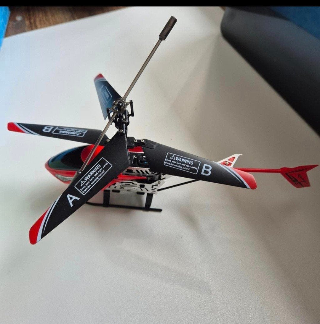 RC Helikopter - Rood/Zwart Speelgoed Helikopter, Elektro, Gebruikt, RTF (Ready to Fly), Helikopter