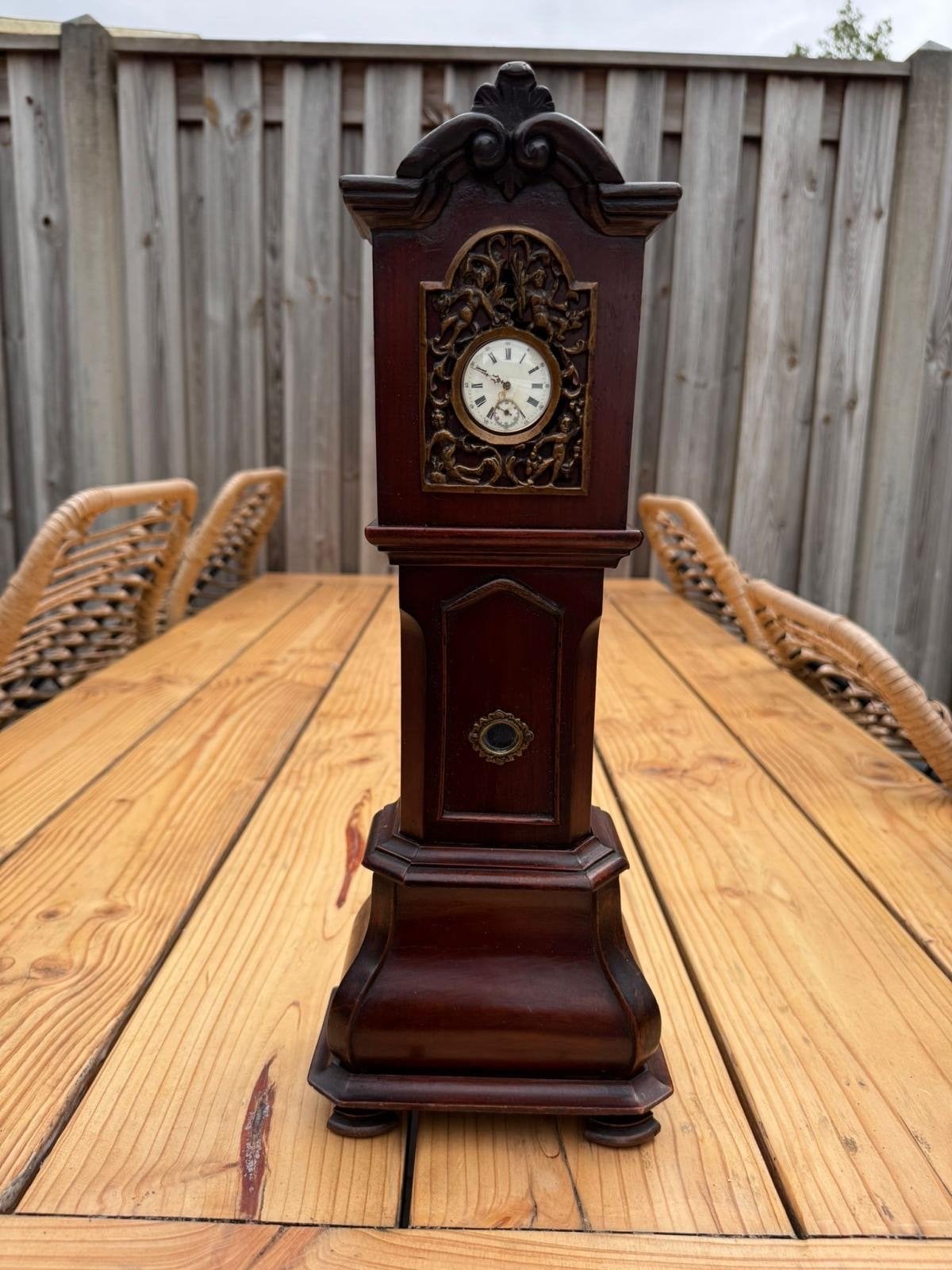 Antieke Zakhorloge in Houten Kast - Uniek Decoratief Stuk, Ophalen of Verzenden