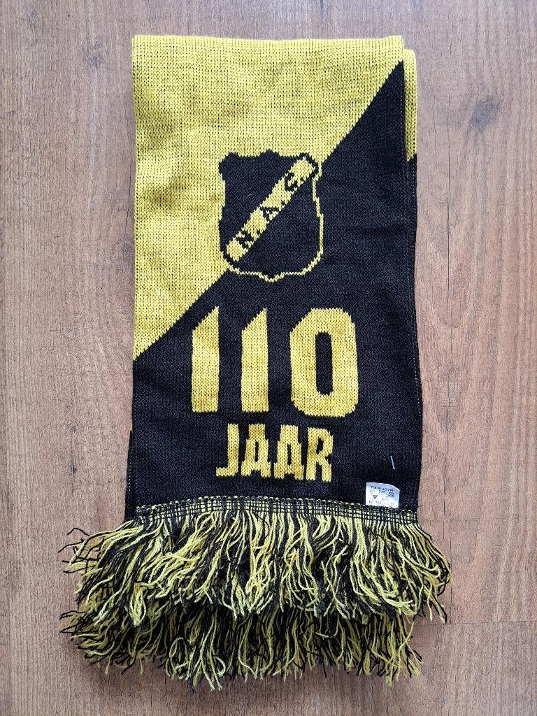 ⚽️ NAC sjaal (110 jaar), ZGAN, Ophalen of Verzenden, Zo goed als nieuw, NAC Breda, Vaantje of Sjaal