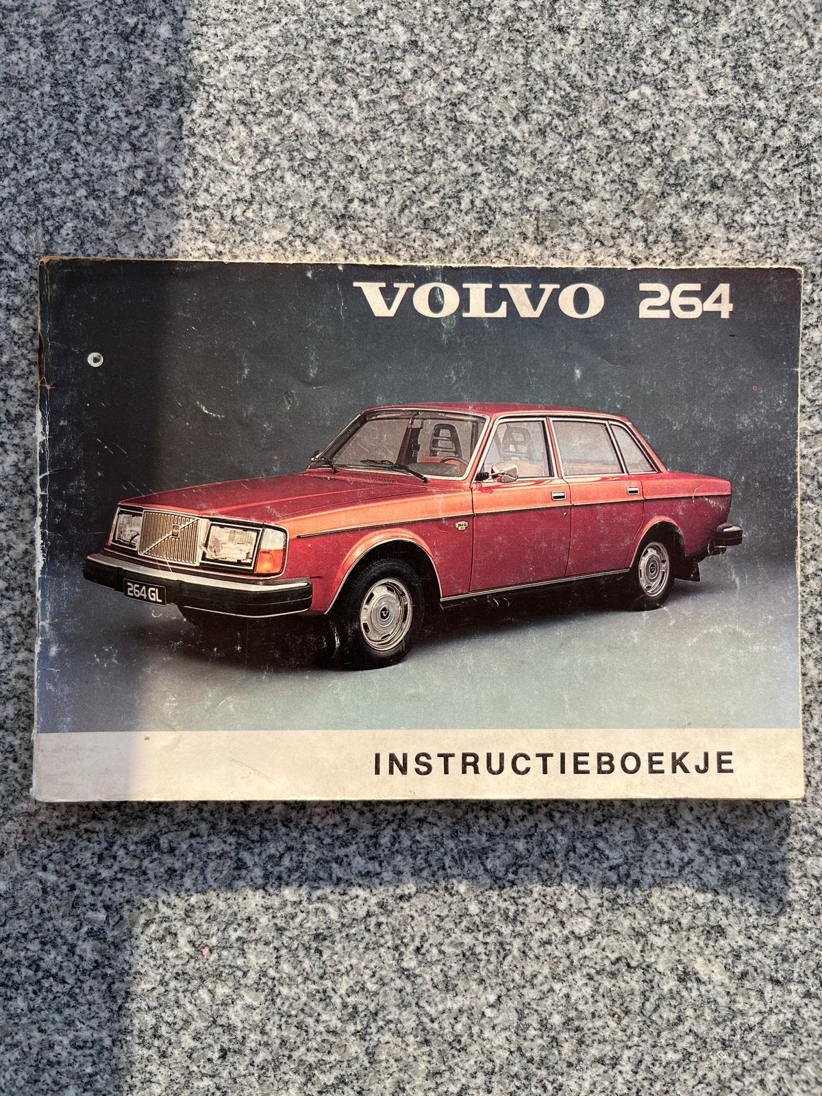 Instructieboekje Volvo 264 - Origineel uit 1974, Ophalen of Verzenden