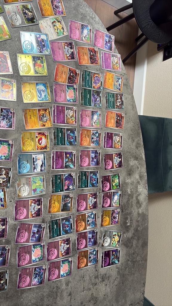 Chinese pokemon kaarten, Ophalen, Zo goed als nieuw