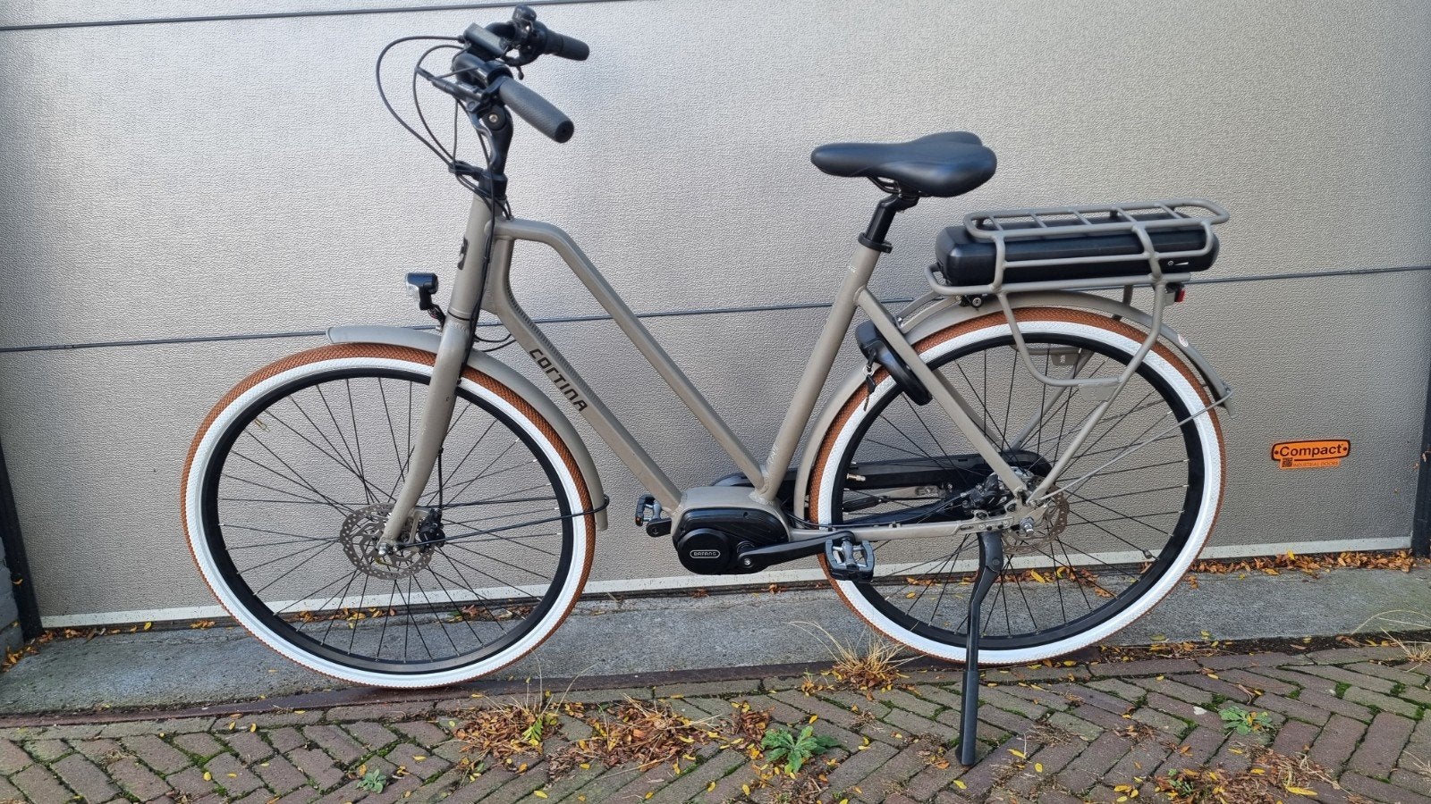 Cortina E-Foss D57 Halva Grey Matte N8 MM met garantie, Ophalen, Zo goed als nieuw, Cortina, Cortina
