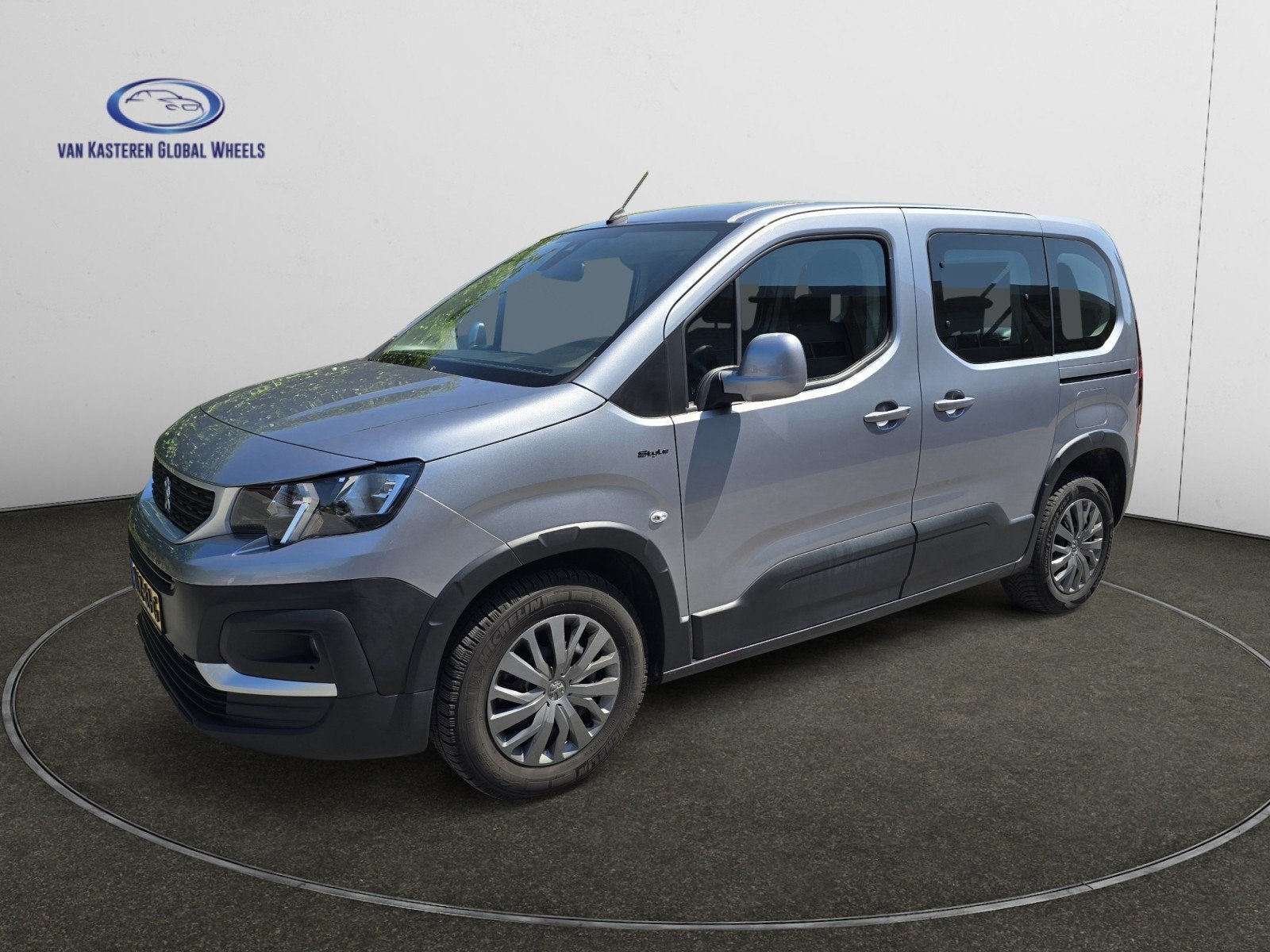 Peugeot Rifter 1.2 PureTech Style |2x Schuifdeur|DAB|Bluetoo, Auto's, Peugeot, Voorwielaandrijving, Gebruikt, 1199 cc, Bedrijf