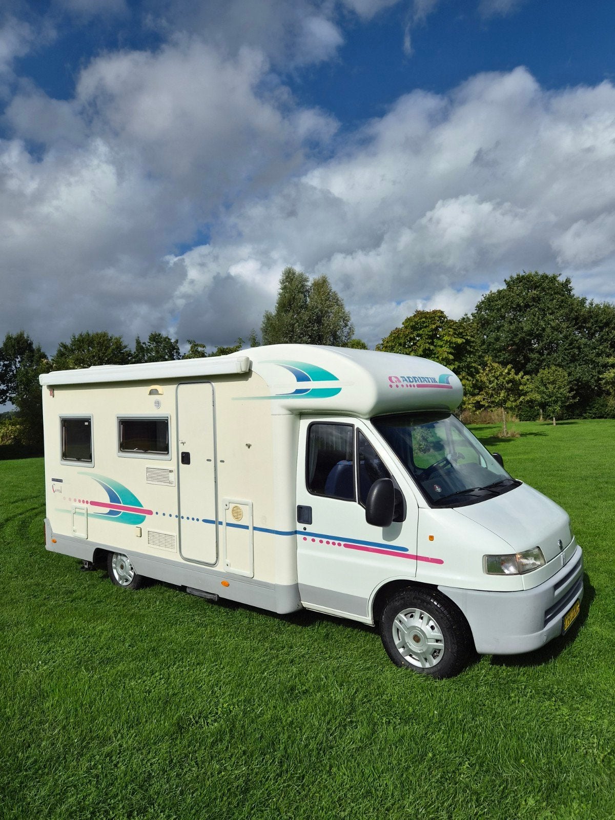 fiat adria️️❤️offgrid🌞camera📽navi️️✔️4pers✅️zeer compact, Caravans en Kamperen, Fiat, Treinzit, Bedrijf, Adria
