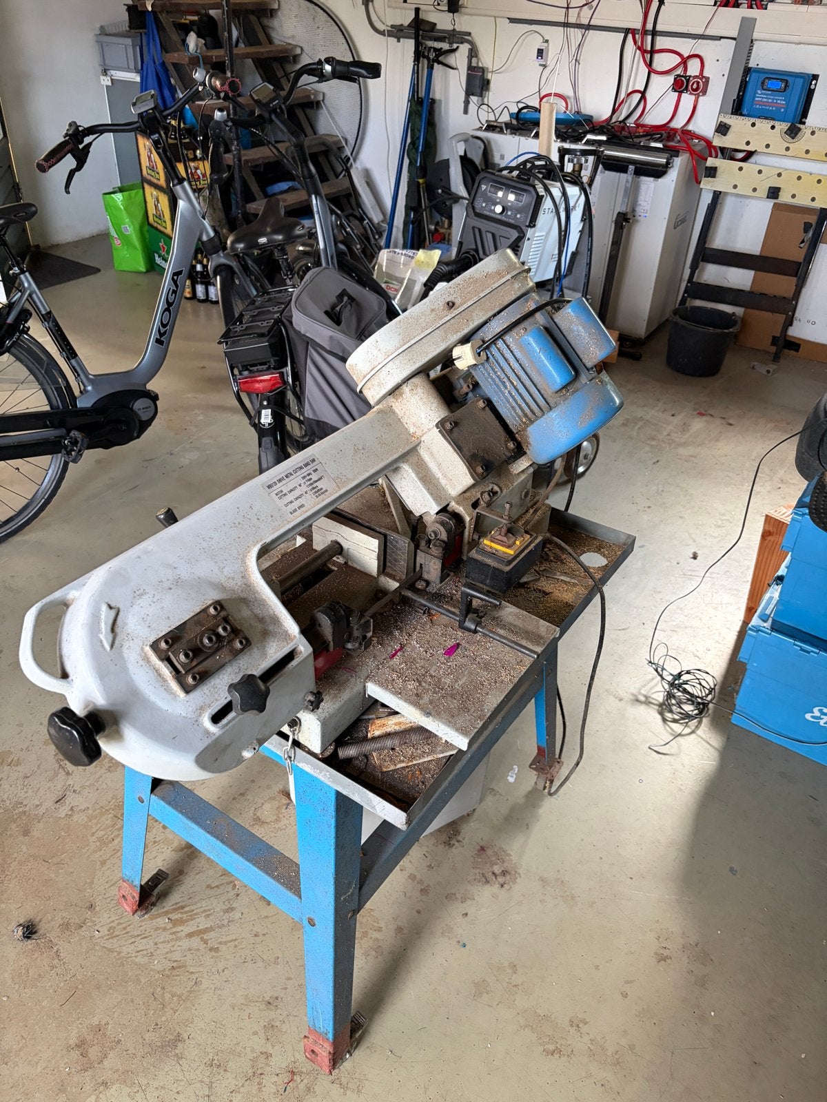 HBM WBS120 Zwenkbare Metaalbandzaag - 550W, Ophalen, Gebruikt, 70 mm of meer, Lintzaag