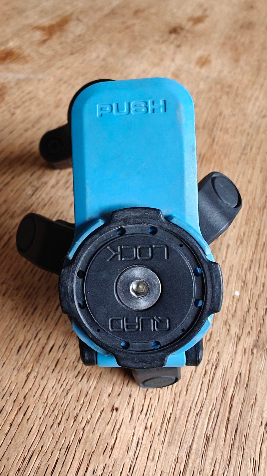 QuadLock handlebar mount - motor of mountainbike - 28mm, Telecommunicatie, Telefoonhouders, Ophalen of Verzenden, Zo goed als nieuw
