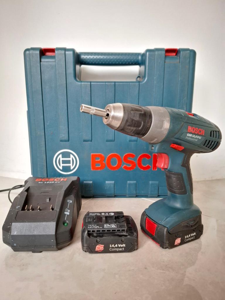 Professionele Bosch GSR14,4 V accuboormachine, complete set, Ophalen, Gebruikt, Boor- en Schroefmachine, Variabele snelheid