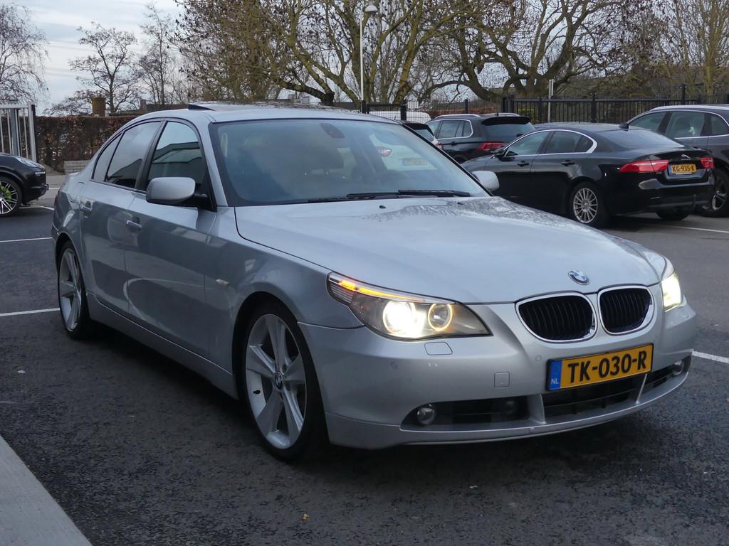 BMW 5-serie 530i Executive Automaat Leder Navi 19Inch Xenon, Auto's, BMW, Automaat, Achterwielaandrijving, Gebruikt, Zwart