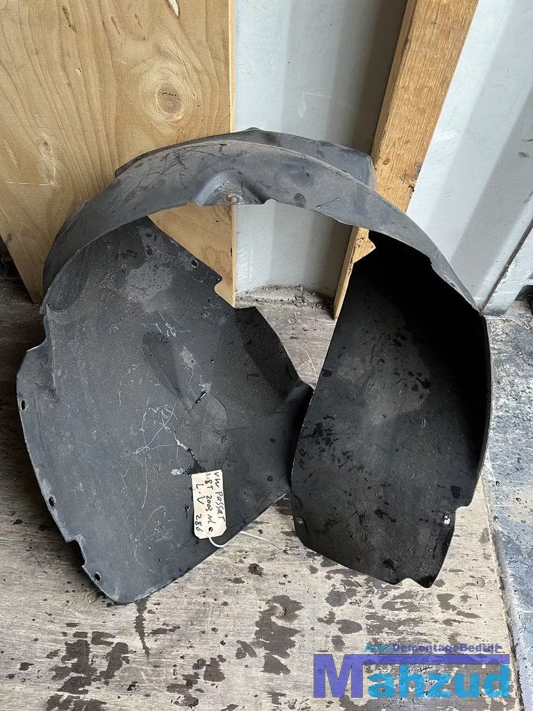 VW PASSAT 3B3 b5.5 Links voor modderkuip wielkuip 2000-2005, Gebruikt, Volkswagen, Volkswagen AG, Voor