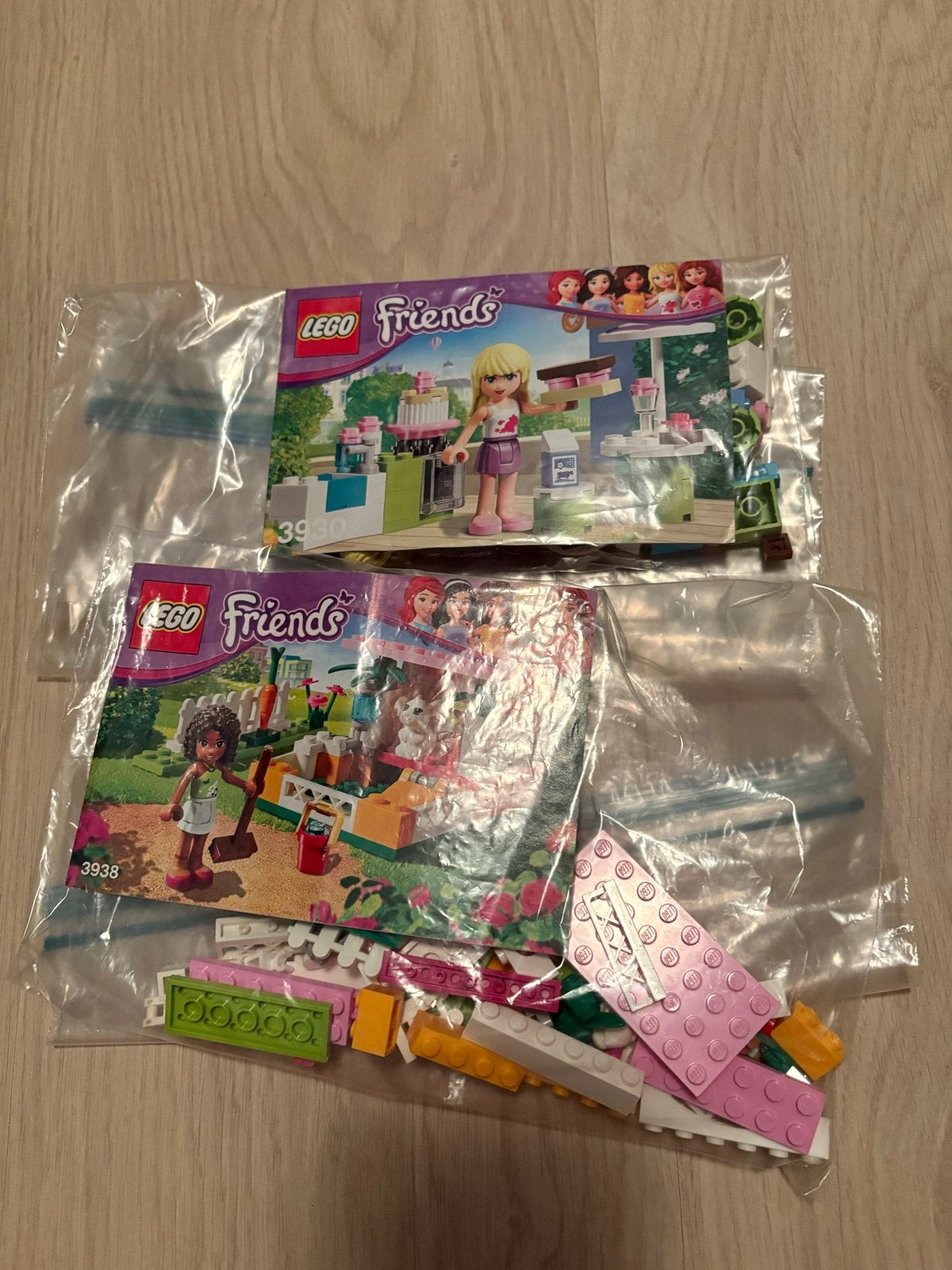 Lego Friends sets 3930 en 3938 met instructies, Ophalen, Lego, Friends, Zo goed als nieuw