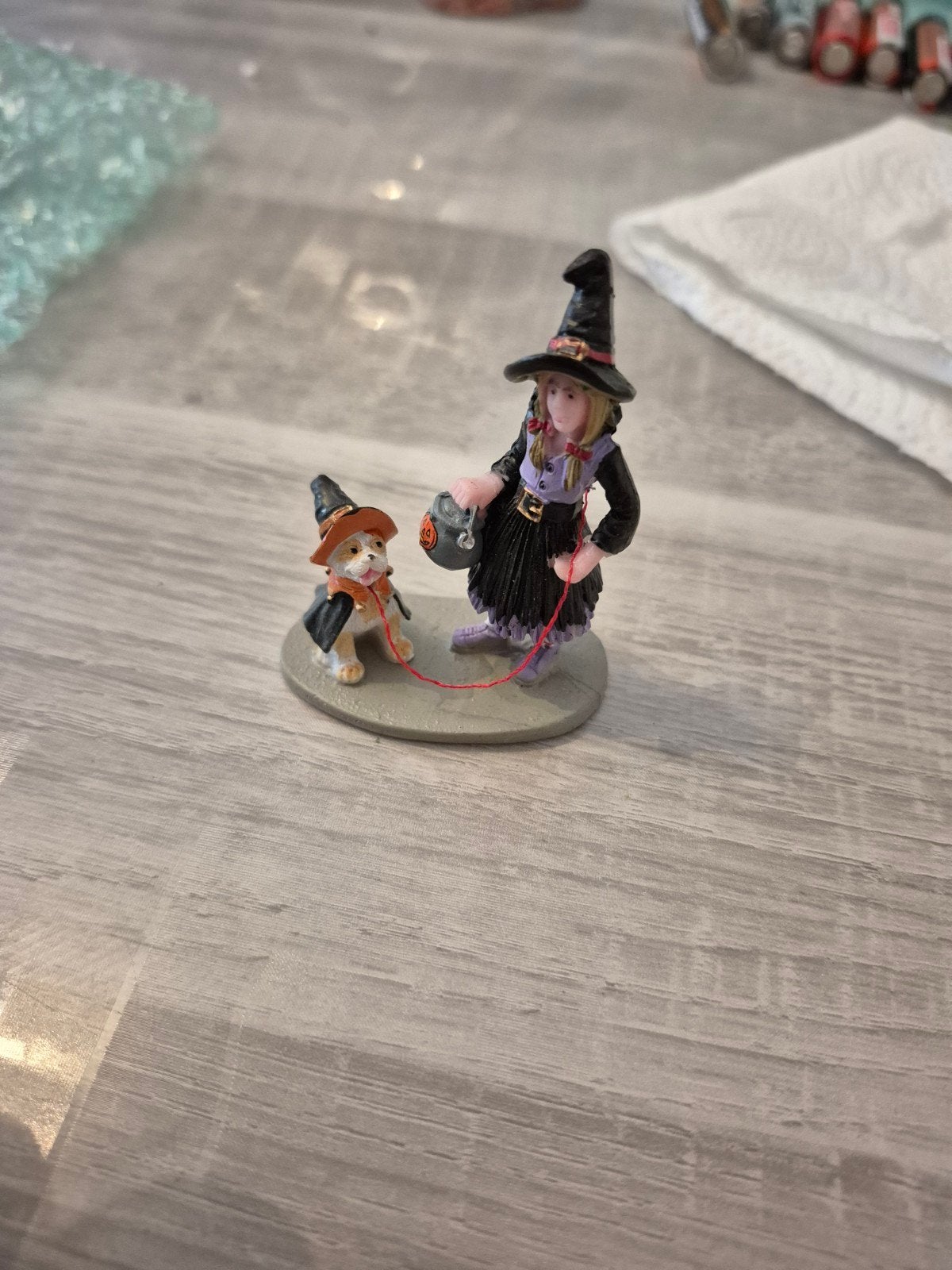 Lemax spooky town no chocolate for you halloween, Verzamelen, Poppetjes en Figuurtjes, Ophalen of Verzenden, Zo goed als nieuw