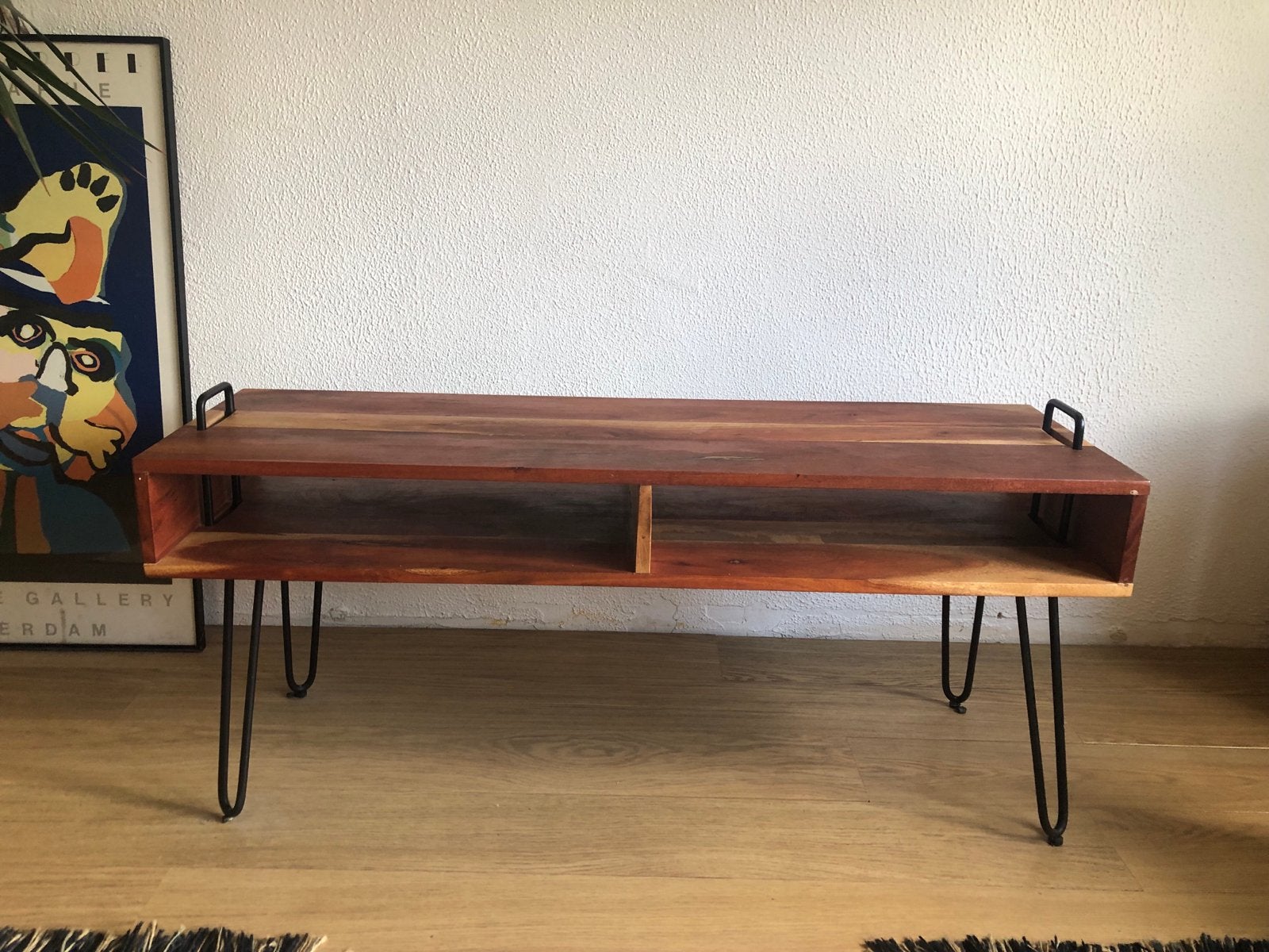 Houten TV-meubel/salontafel met metalen poten, Ophalen, Gebruikt, 100 tot 150 cm, Minder dan 50 cm