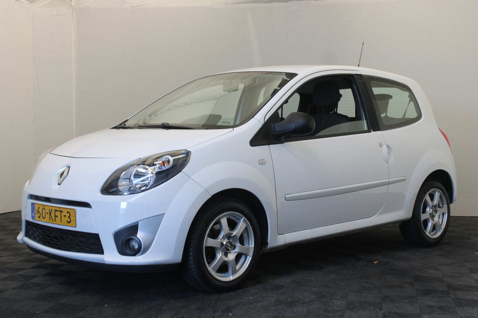 Renault Twingo 1.2 Dynamique (bj 2009), Voorwielaandrijving, Gebruikt, 4 cilinders, Wit