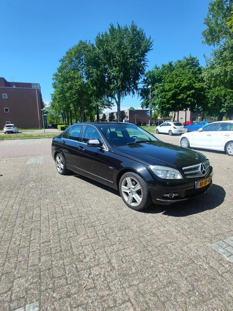 Mercedes-Benz C-Klasse 1.8 C200 Kompressor Sedan AUT 2007, Auto's, Achterwielaandrijving, 1800 kg, 4 cilinders, Zwart