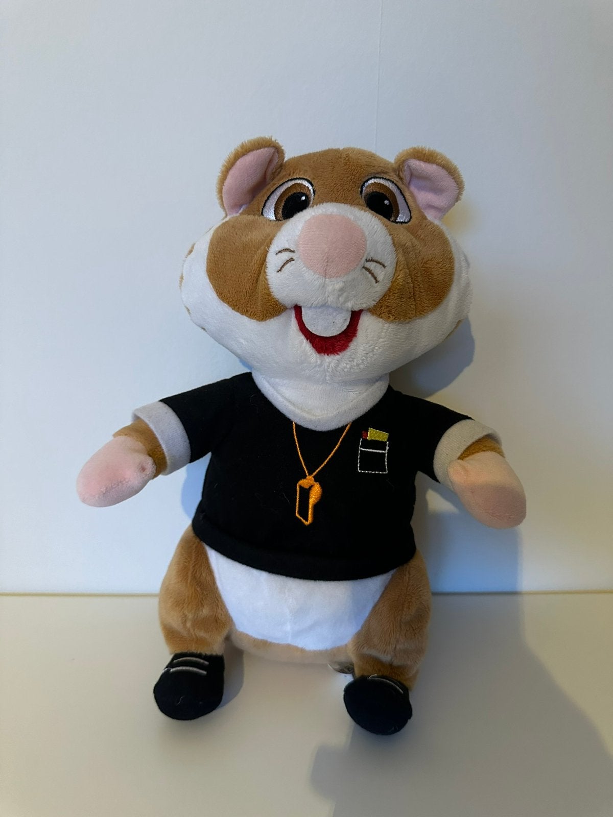 Albert Heijn (ah) hamster knuffel scheidsrechter voetbal, Ophalen of Verzenden, Zo goed als nieuw, Hamster, Albert Heijn