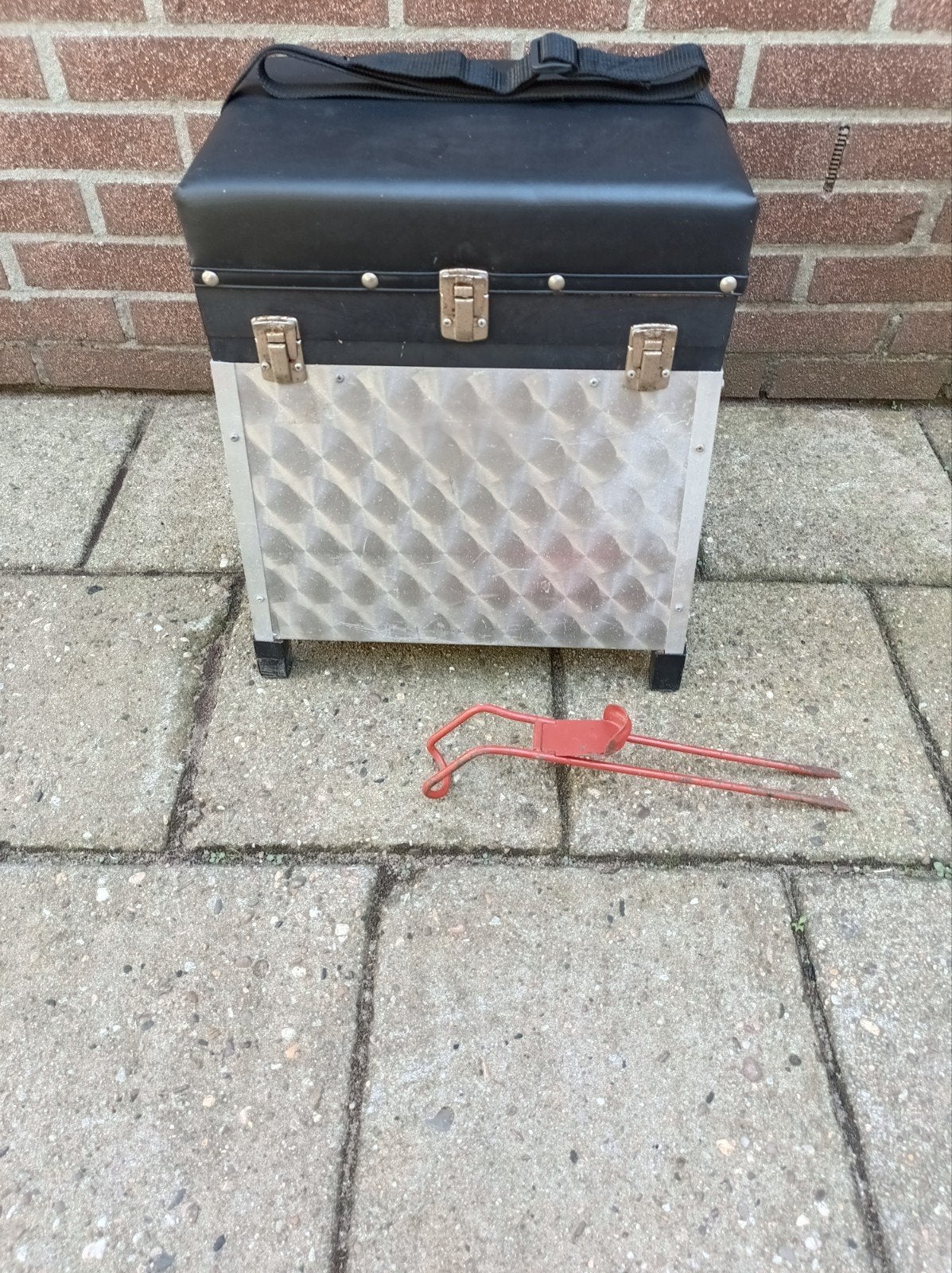 Gebruikte beginners viskoffer met draagband en standaard, Ophalen, Gebruikt, Koffer of Tas