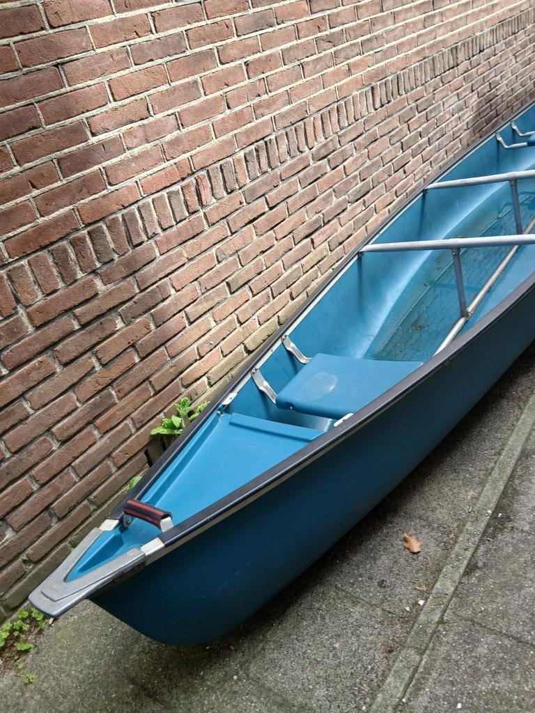 Robuuste Canadese tourkano met veel extra's, Ophalen