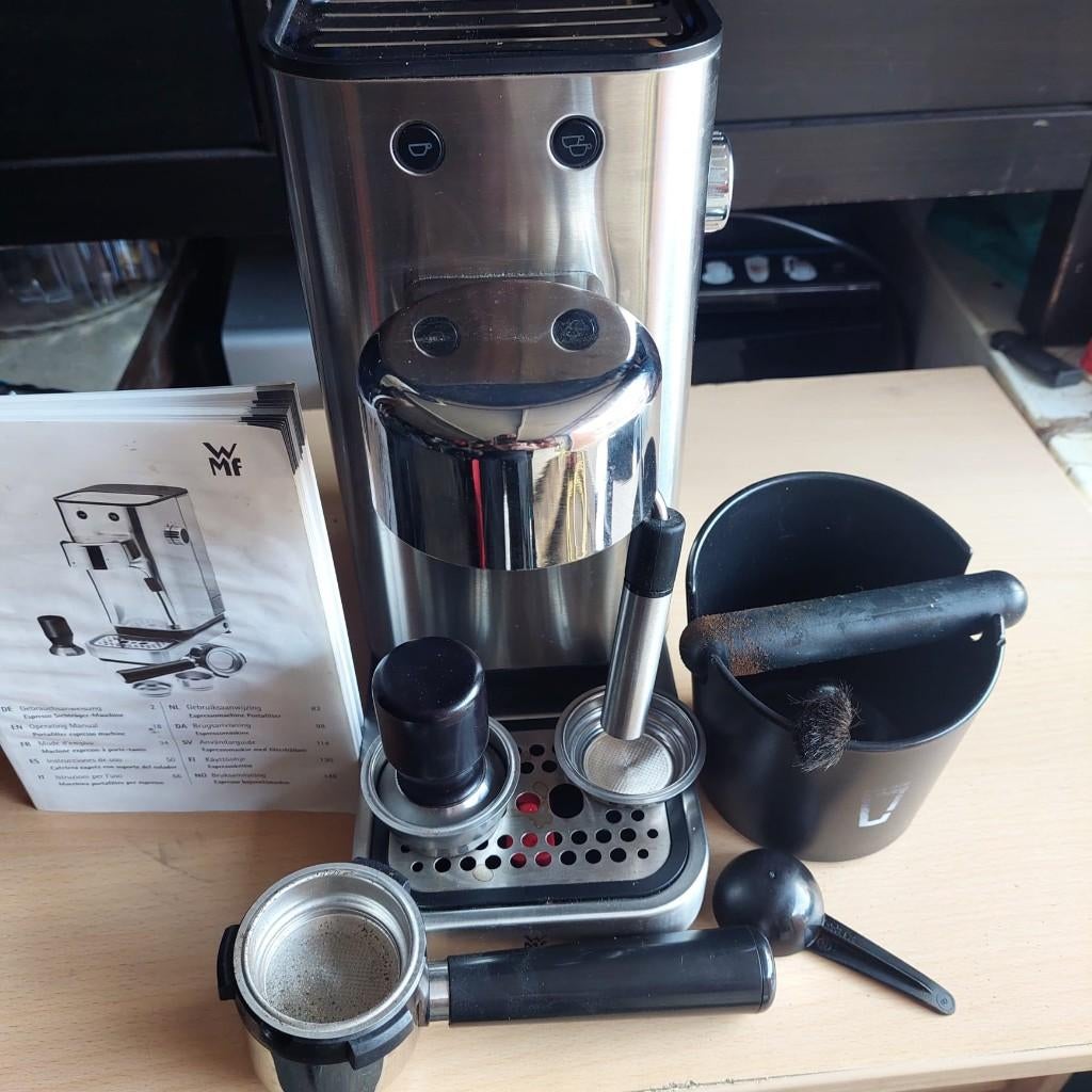 Te koop wmf lumero koffiemachine in zgst, Witgoed en Apparatuur, Koffiezetapparaten, Gebruikt, 10 kopjes of meer, Koffiemachine