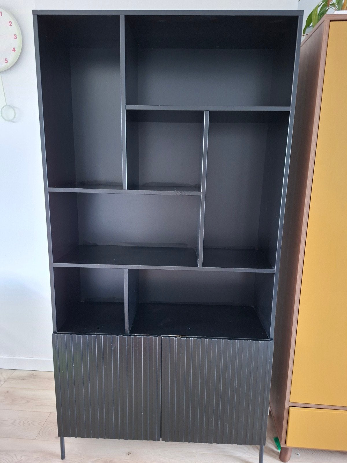 Woood Exclusive Gravure Boekenkast - Zwart, Huis en Inrichting, Ophalen, 100 tot 150 cm, 200 cm of meer, 25 tot 50 cm
