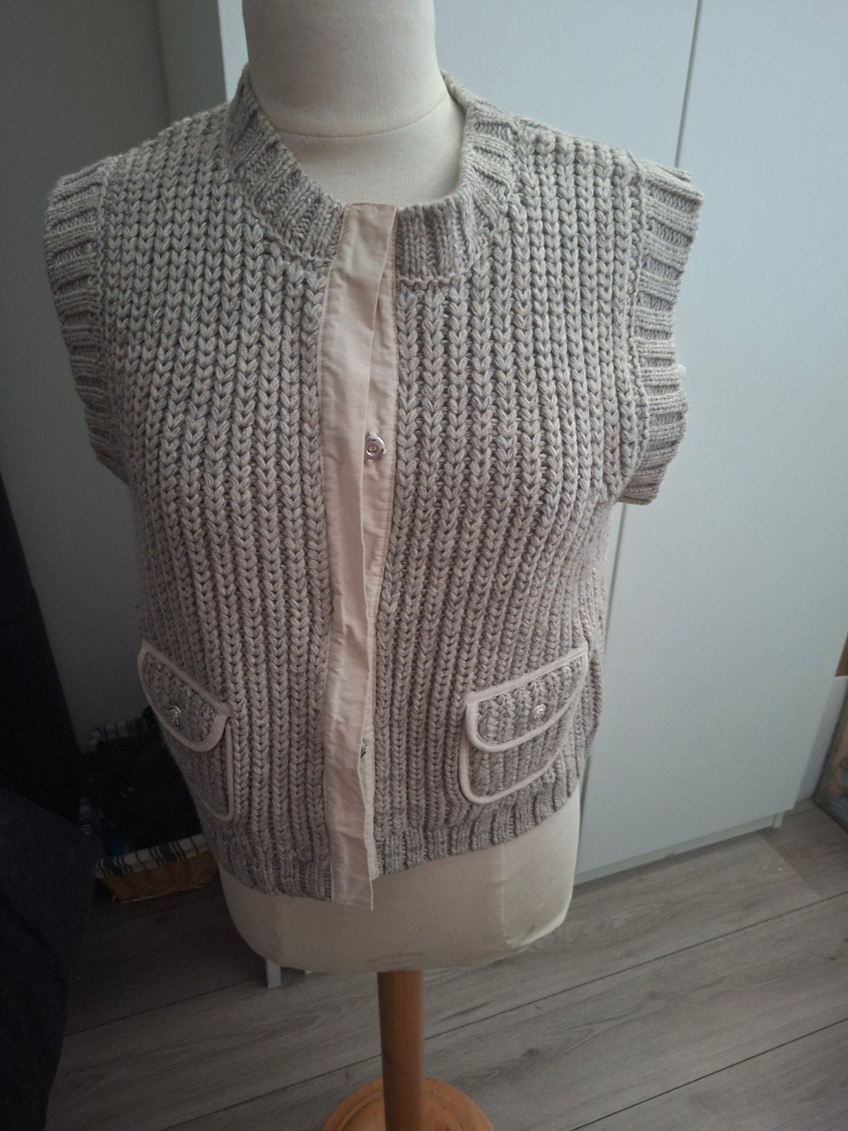 Leuke gebreide Vest, Kleding | Dames, Truien en Vesten, Ophalen of Verzenden
