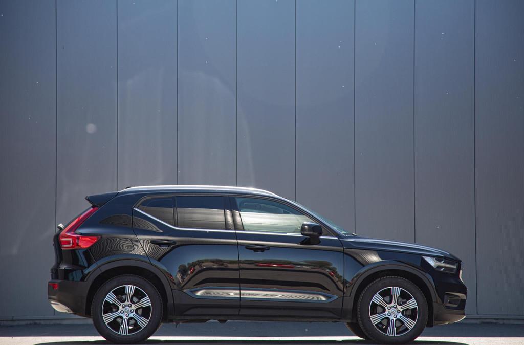 Volvo XC40 2.0 B4 Inscription Trekhaak Leer 360 camera Keyle, Auto's, Volvo, 4 cilinders, Automatische klimaatregeling, Zwart