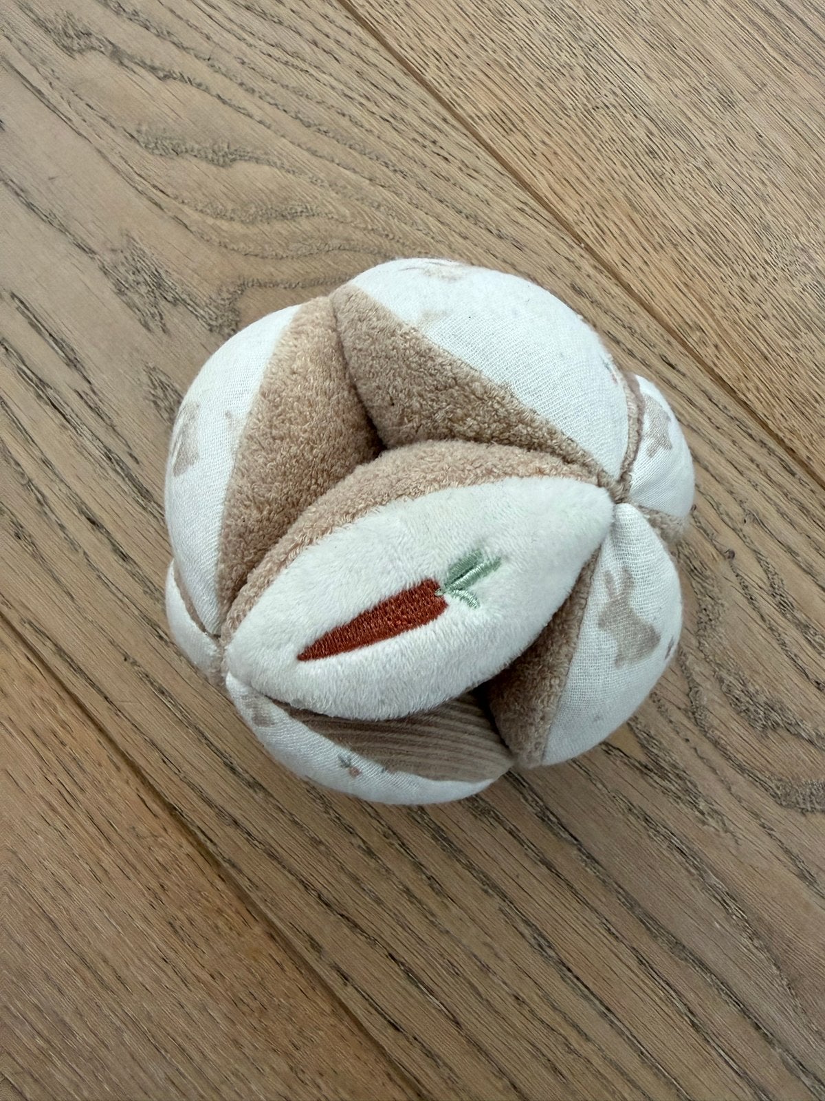 Little Dutch stoffen bal met konijnenprint, Kinderen en Baby's, Speelgoed | Babyspeelgoed, Ophalen of Verzenden, Zo goed als nieuw