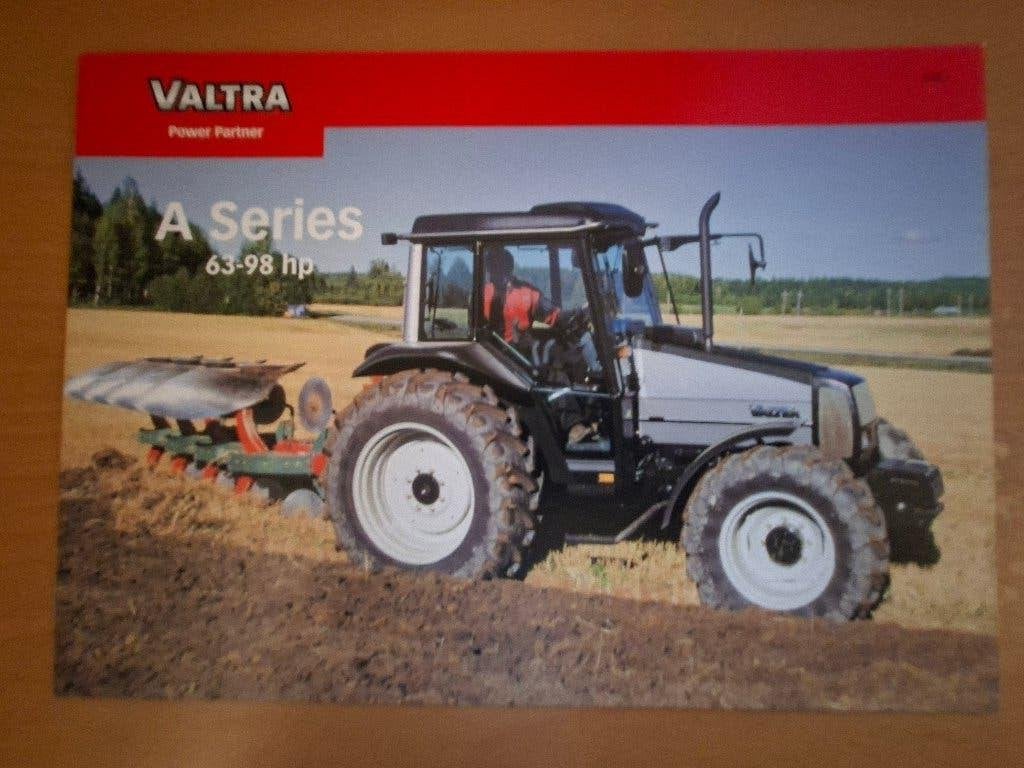 Folder Valtra A series 63 - 98 hp, Ophalen of Verzenden, Gelezen, Tractor en Landbouw