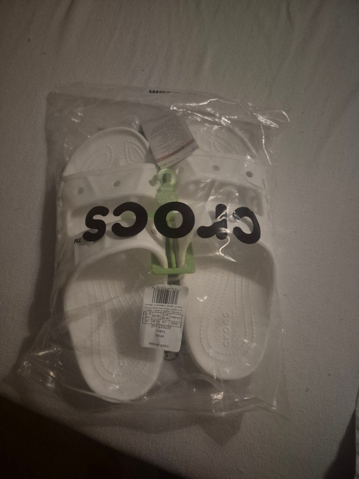 Nieuwe witte Crocs slippers, US 10, Slippers, Wit, Nieuw, Ophalen of Verzenden