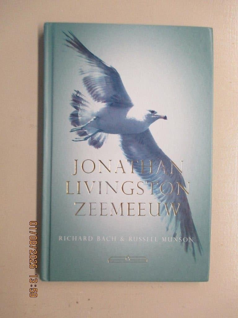 Richard Bach en Russell Munson -Jonathan Livingston Zeemeeuw, Nieuw, Ophalen of Verzenden, Spiritualiteit algemeen, Verhaal of Roman