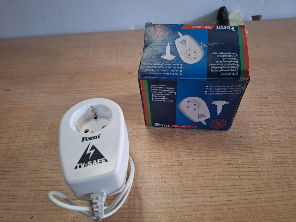 tv safe, Ophalen of Verzenden