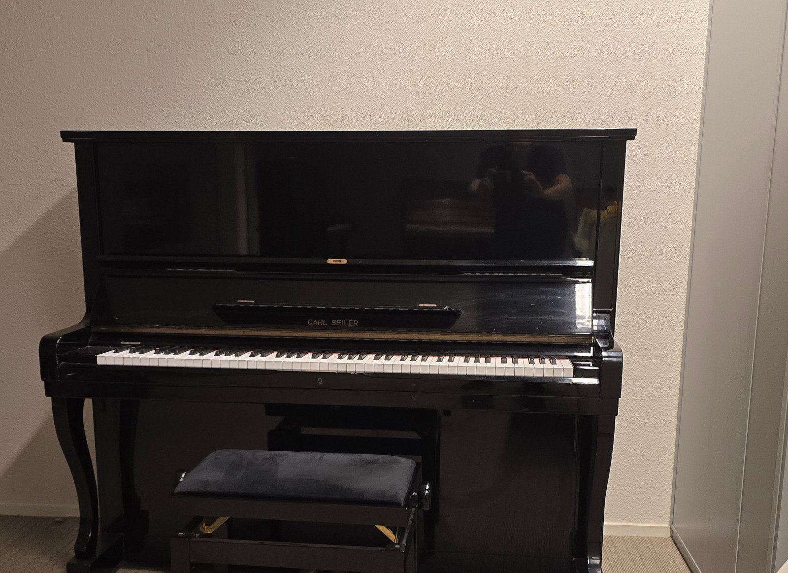 Carl Seiler 133D Piano – gestemd & gratis bezorgd!, Ophalen, Gebruikt, Zwart