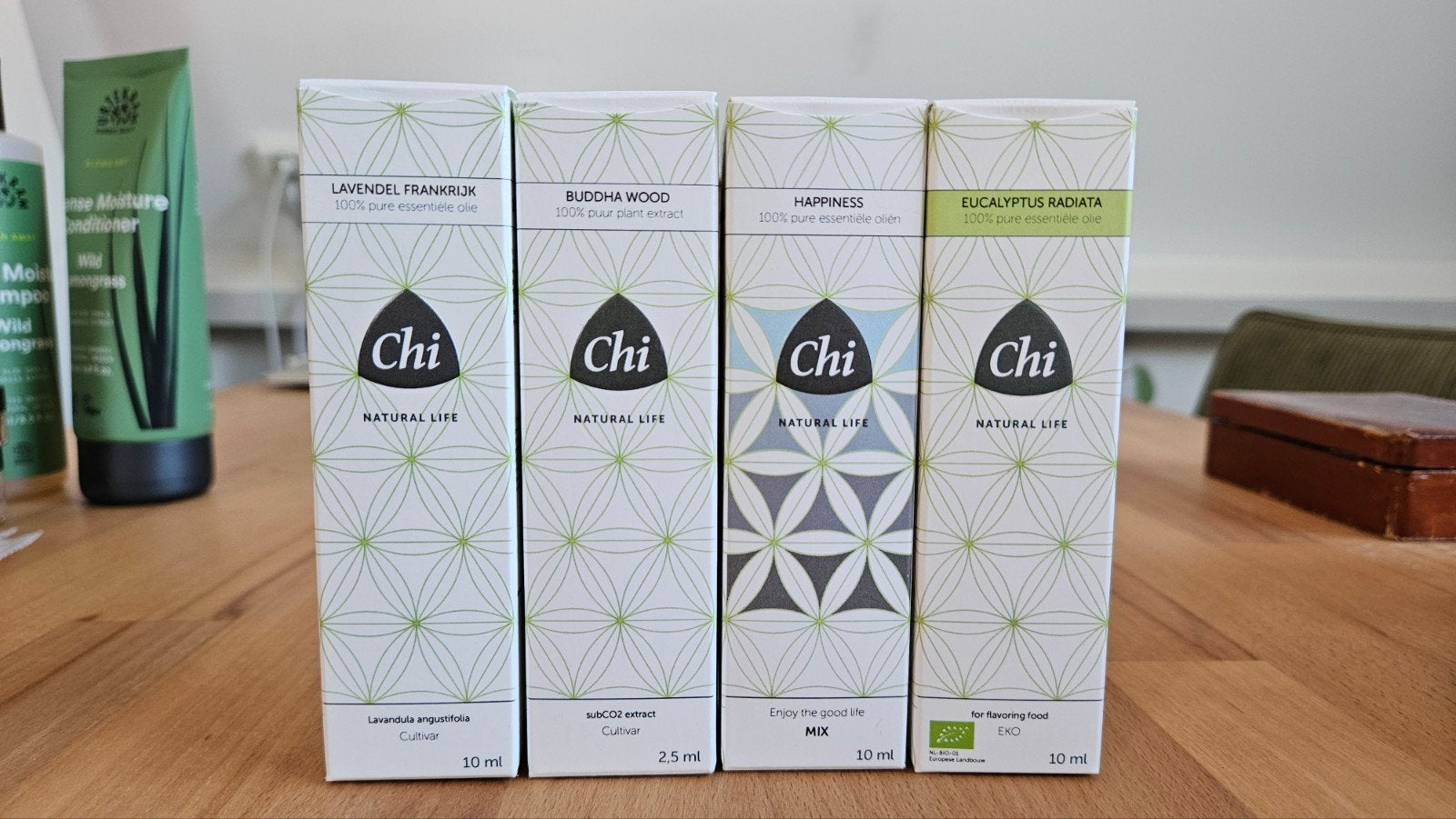 Chi etherische oliën, Ophalen of Verzenden, Zo goed als nieuw, Aroma