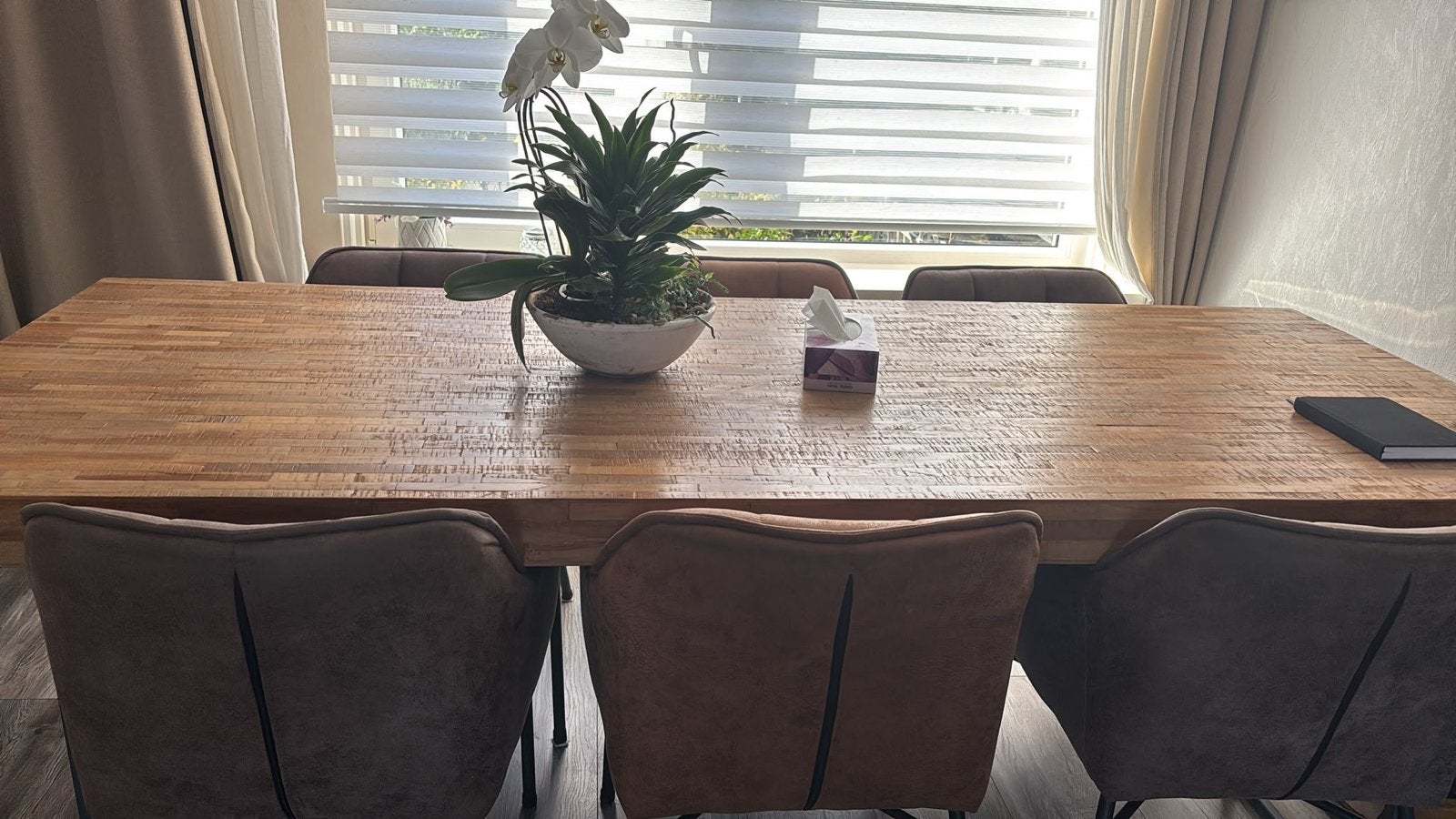 Eiken eettafel met 6 suède stoelen in 3 kleuren, Ophalen, 100 tot 150 cm, Eikenhout, 200 cm of meer