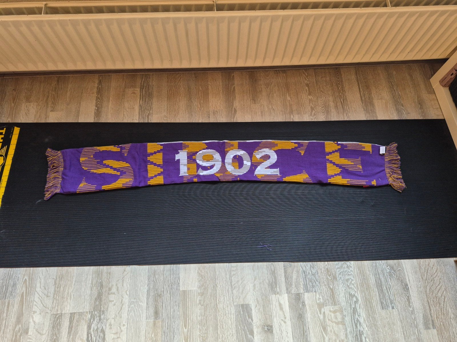 Go Ahead Eagles Sjaal - No one likes us / 1902, Overige maten, Ophalen of Verzenden, Zo goed als nieuw, Sjaal