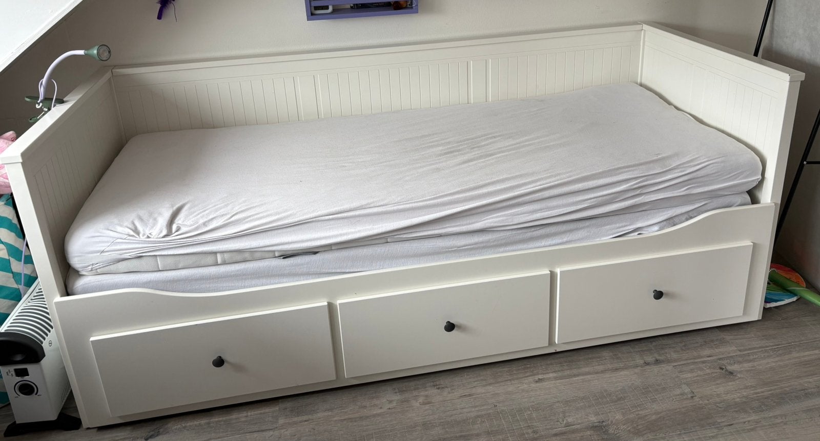 Ikea Hemnes bedbank incl 2 matrassen, Ophalen, Gebruikt, Wit, Tweepersoons
