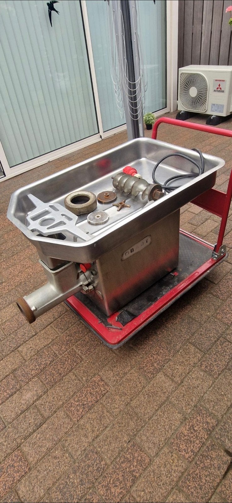 Te koop HOBART gehaktmolen/worstmachine, Ophalen, Zo goed als nieuw