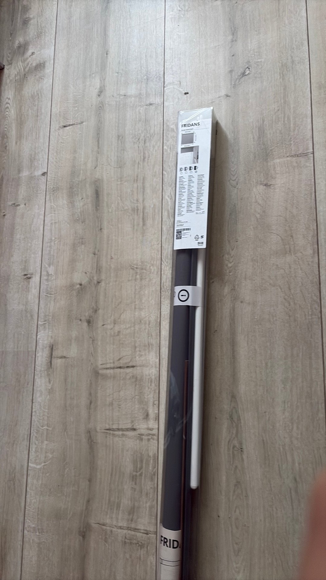 Verduisterend gordijn nieuw in verpakking. €25, Ophalen of Verzenden, Zo goed als nieuw, Gordijn, Verduisterend