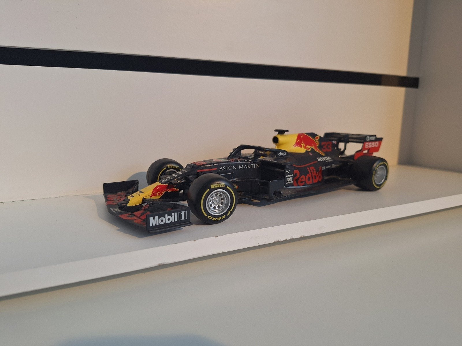 Red Bull Racing F1 modelauto Max Verstappen, Auto, 1:32 tot 1:50, Zo goed als nieuw, Ophalen