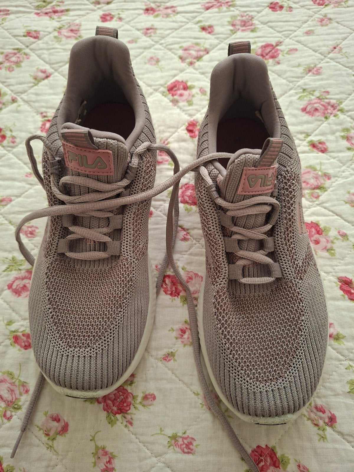 Fila sneakers grijs/lichtroze maat 39, Ophalen of Verzenden, Sneakers of Gympen, Zo goed als nieuw, Fila